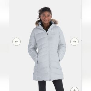 Marmot Women's Montreal 700 Down Hooded Puffer